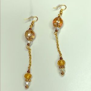 3/20$  New dangle earrings w/glass beads  (A1045)